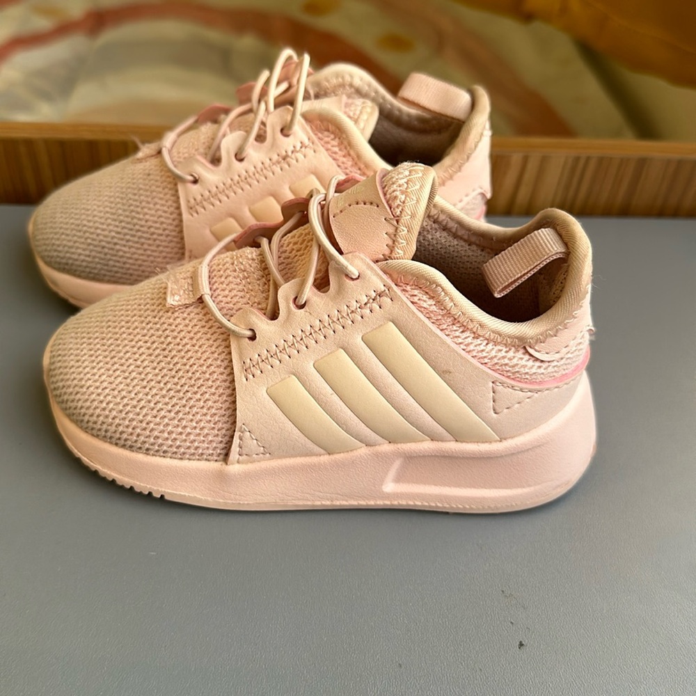 Light pink toddler Ortholight Adidas